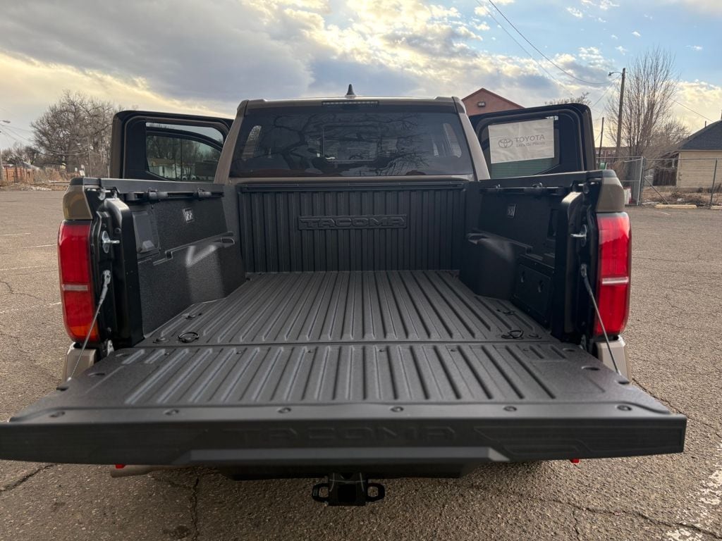 2026 Toyota Tacoma TRD Off Road - Photo 17