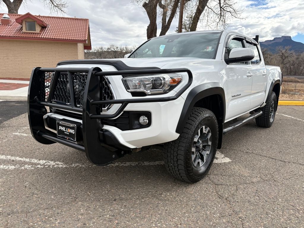 2018 Toyota Tacoma TRD Off Road's photo