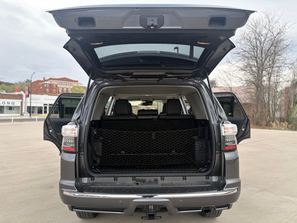 2023 Toyota 4Runner Limited - Photo 9