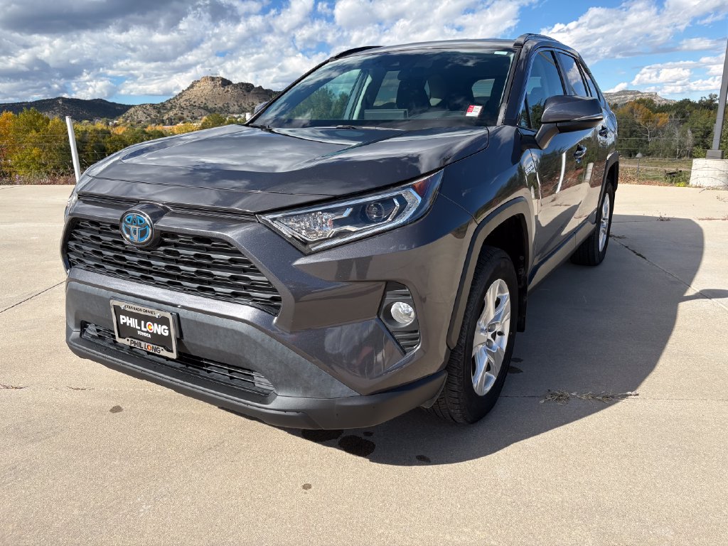 2020 Toyota RAV4 XLE