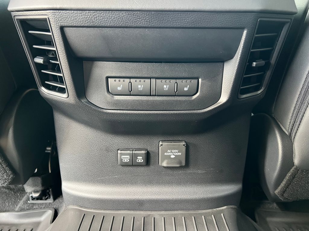2026 Toyota Tundra Platinum - Photo 25