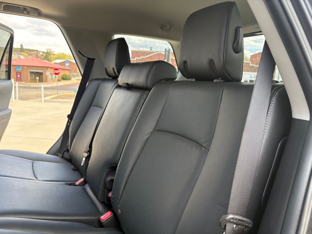 2023 Toyota 4Runner Limited - Photo 17