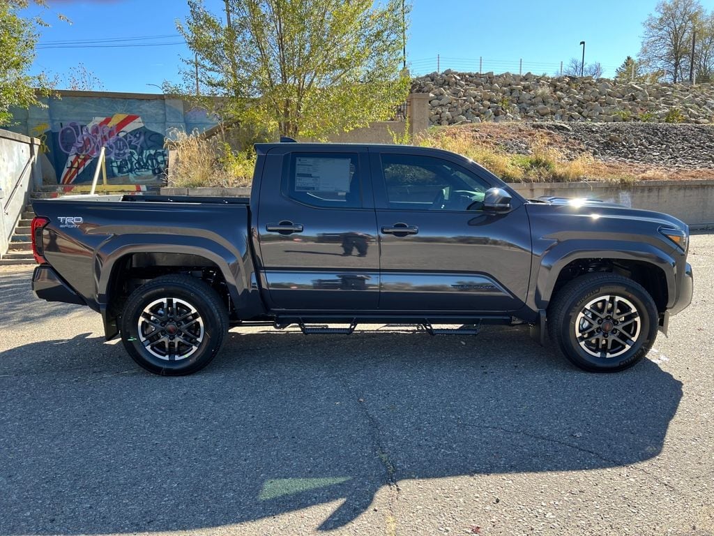 New 2025 Toyota Tacoma TRD Sport 4X4 DOUBLE CAB