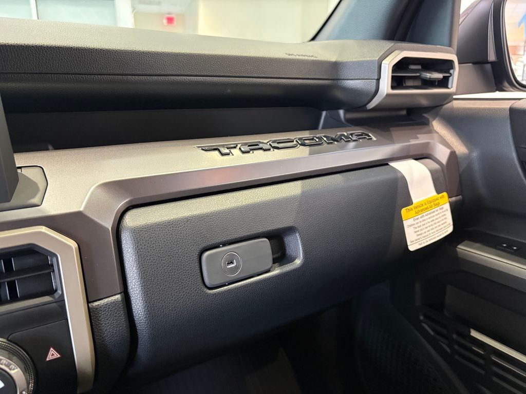2026 Toyota Tacoma TRD Sport - Photo 30