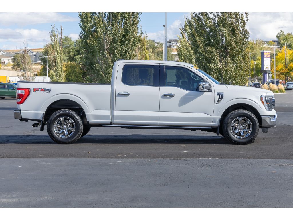 2022 Ford F-150 Lariat photo 2