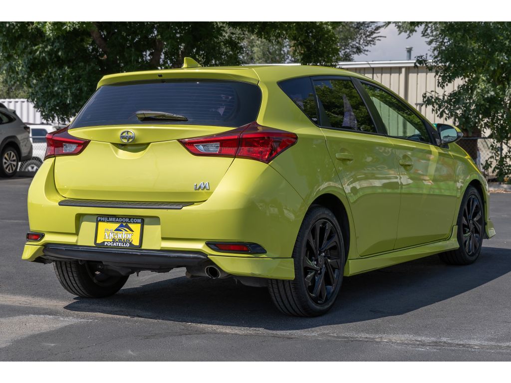 2016 Scion iM Base photo 3