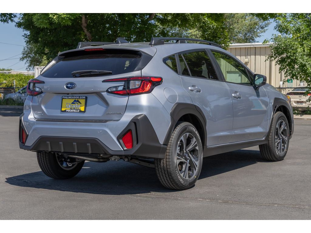 2025 Subaru Crosstrek Premium photo 2