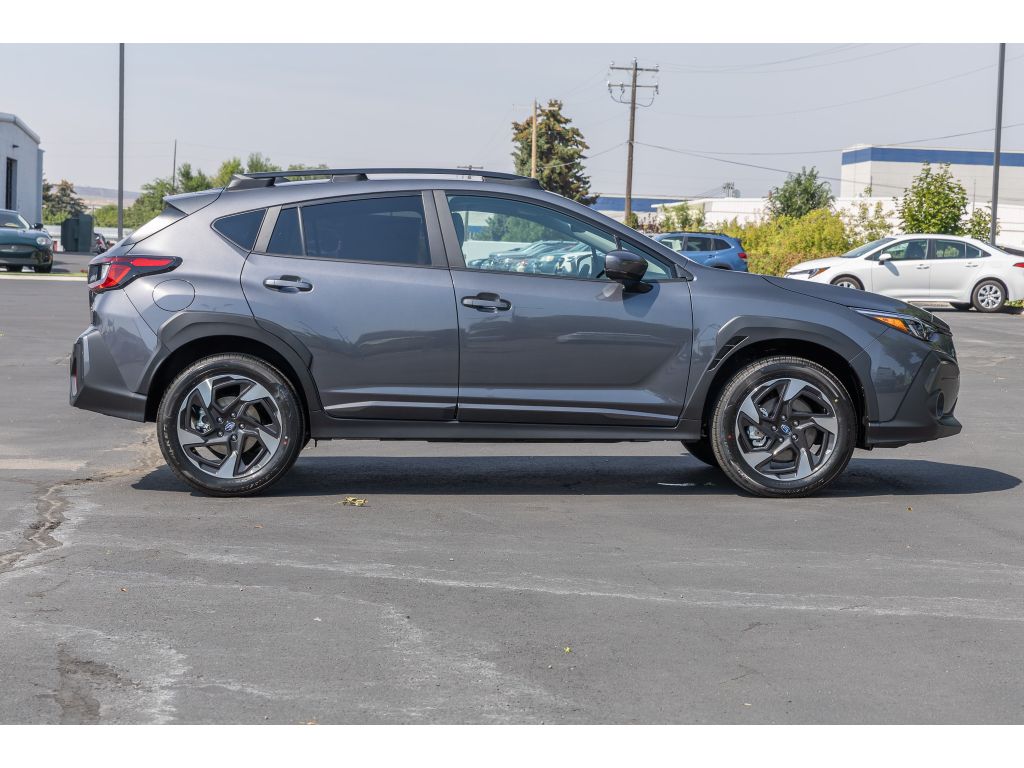 2025 Subaru Crosstrek Limited photo 2