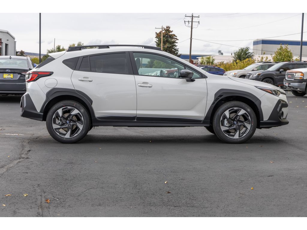 2025 Subaru Crosstrek Limited photo 2