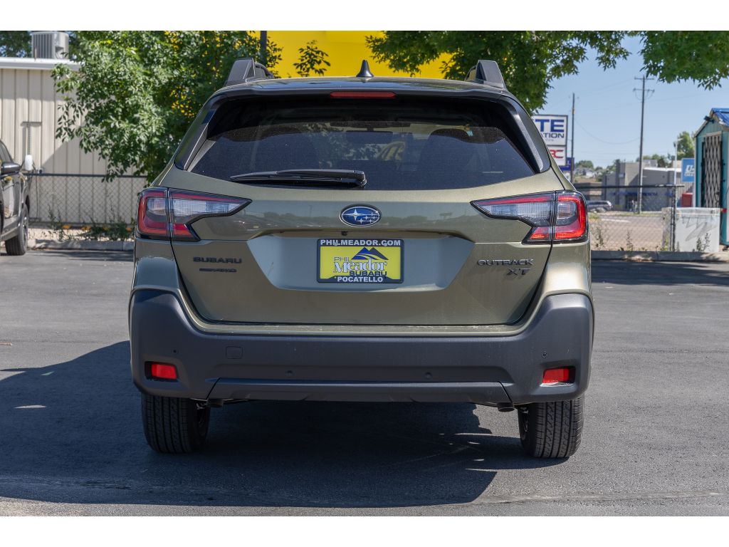 2025 Subaru Outback Onyx Edition XT photo 3