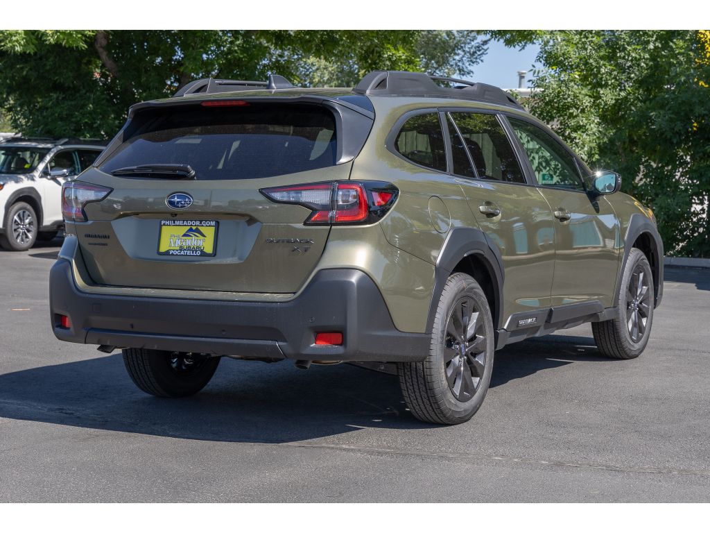 2025 Subaru Outback Onyx Edition XT photo 2