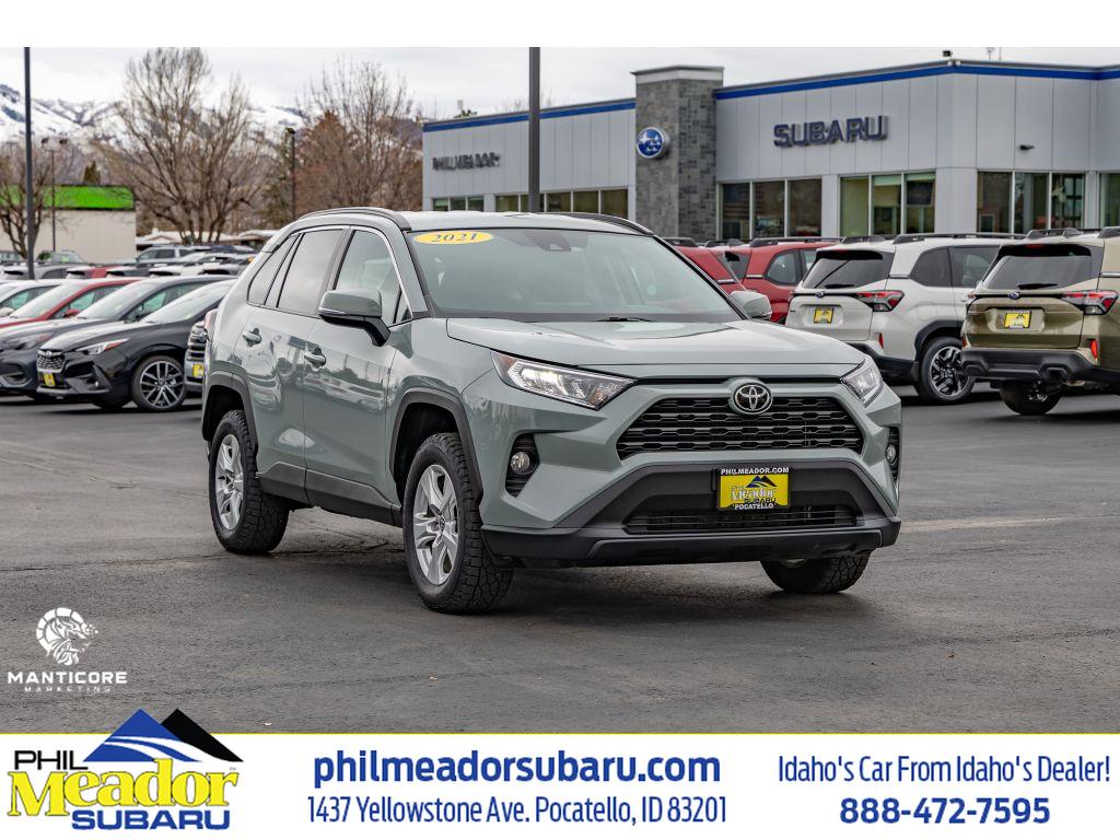2021 Toyota RAV4 XLE's photo