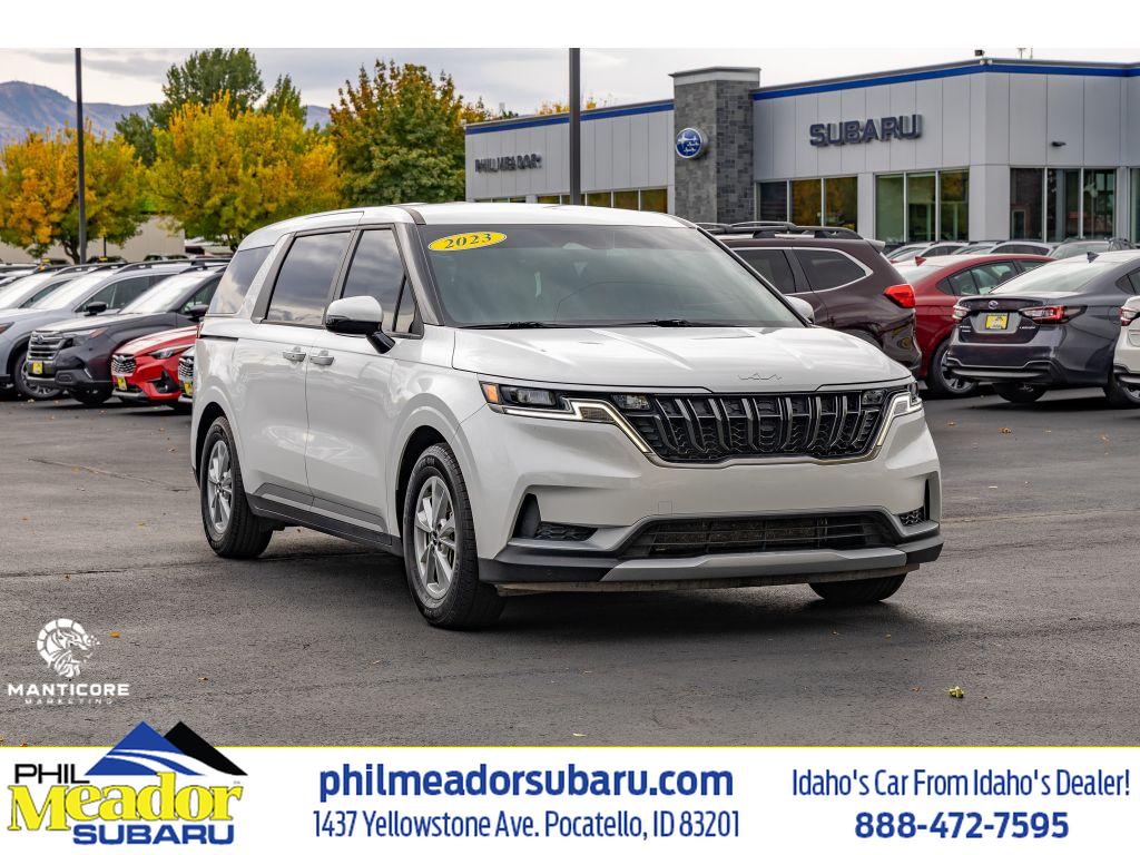 2023 Kia Carnival LX Seat Pkg's photo