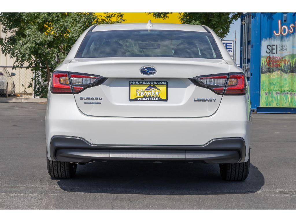 2025 Subaru Legacy Premium photo 4