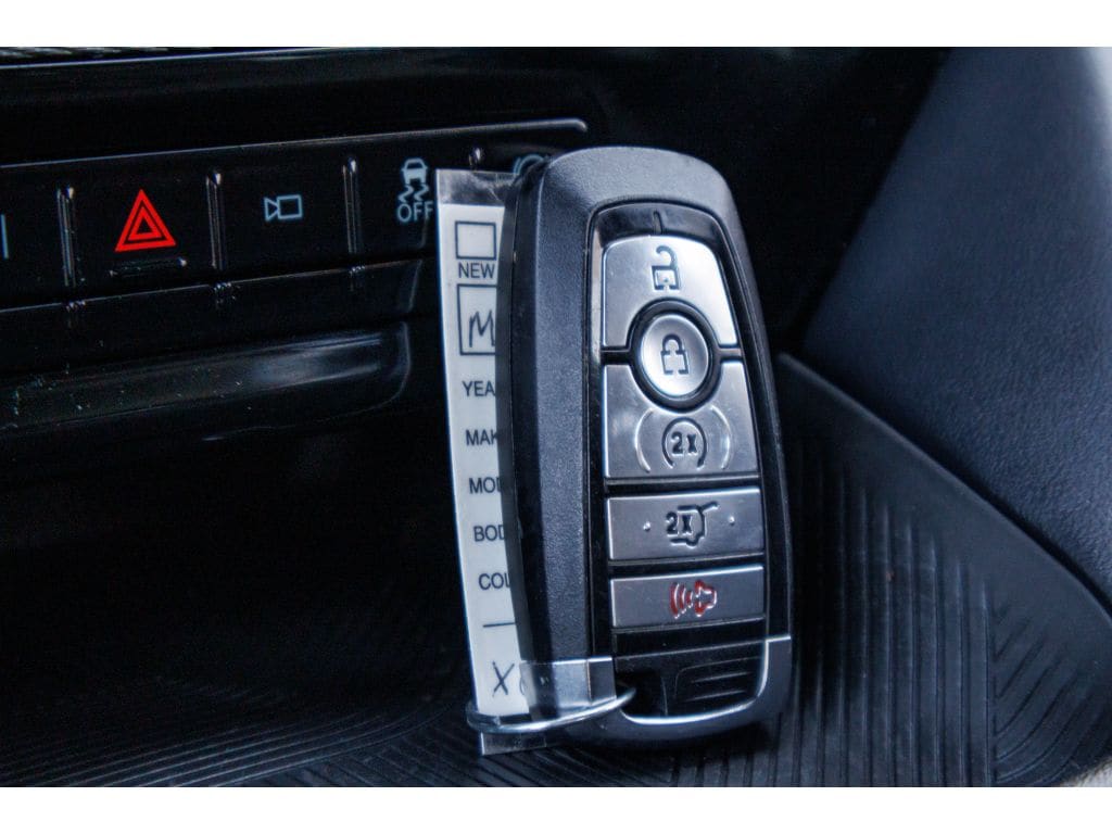 2025 Ford Explorer ST-LINE - Photo 29