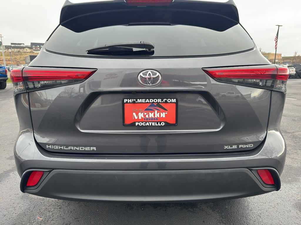 2020 Toyota Highlander XLE Sport photo 2