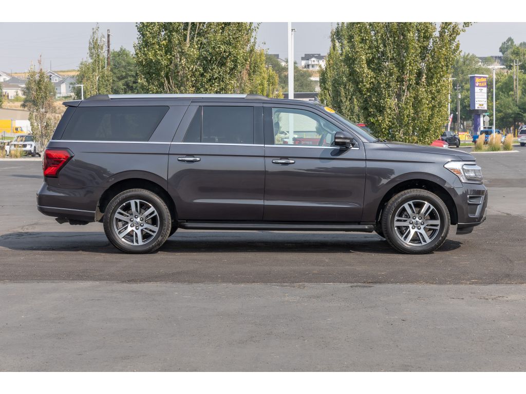 2024 Ford Expedition MAX Limited photo 2