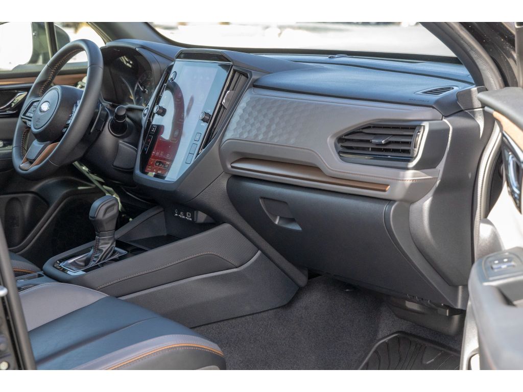 2025 Subaru Forester Sport - Photo 10