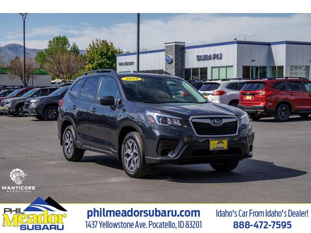 2019 Subaru Forester Premium's photo
