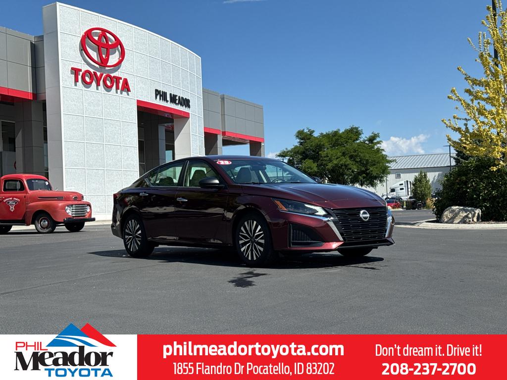 2025 Nissan Altima