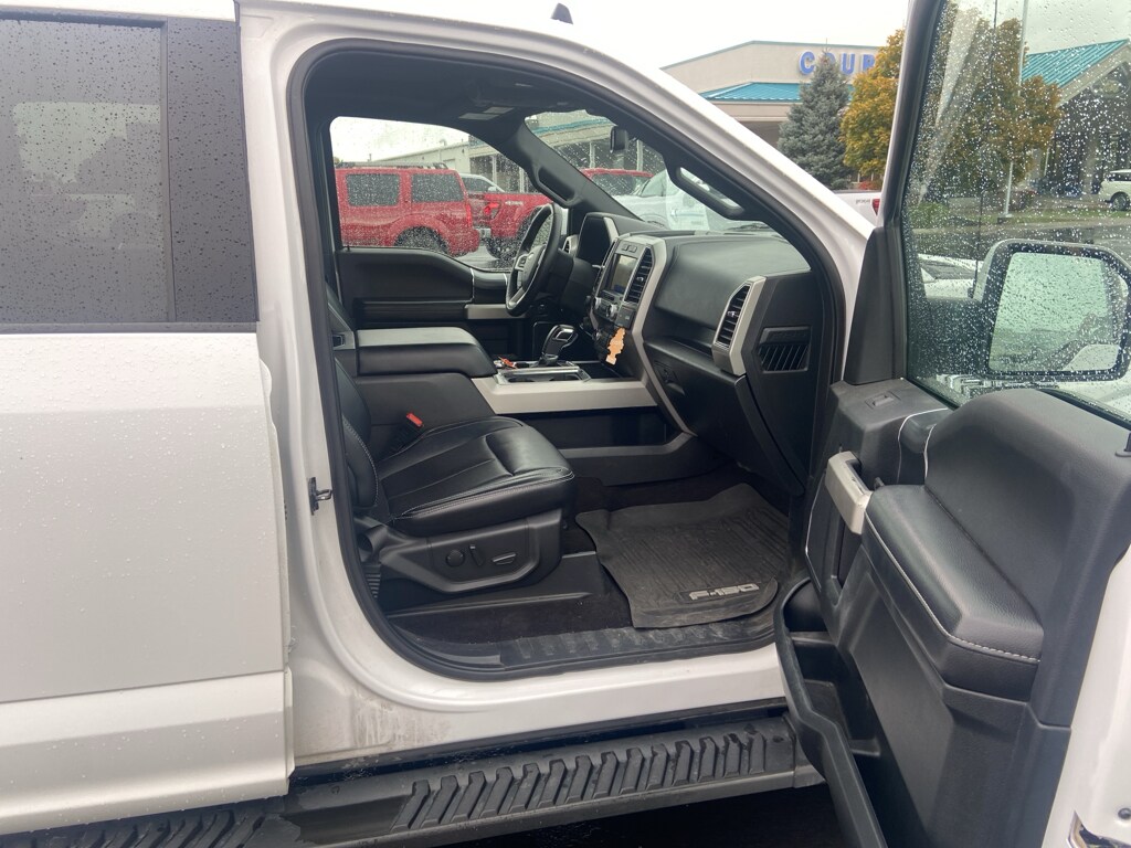 2019 Ford F-150 Lariat photo 3