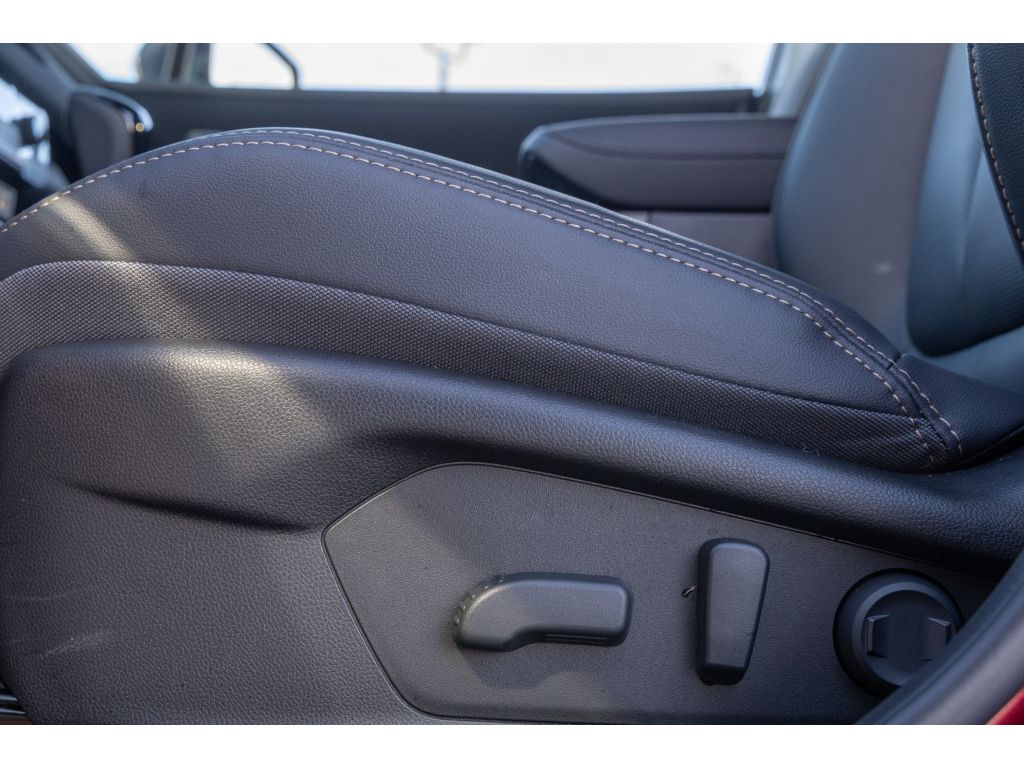 2026 Subaru Outback Limited - Photo 17