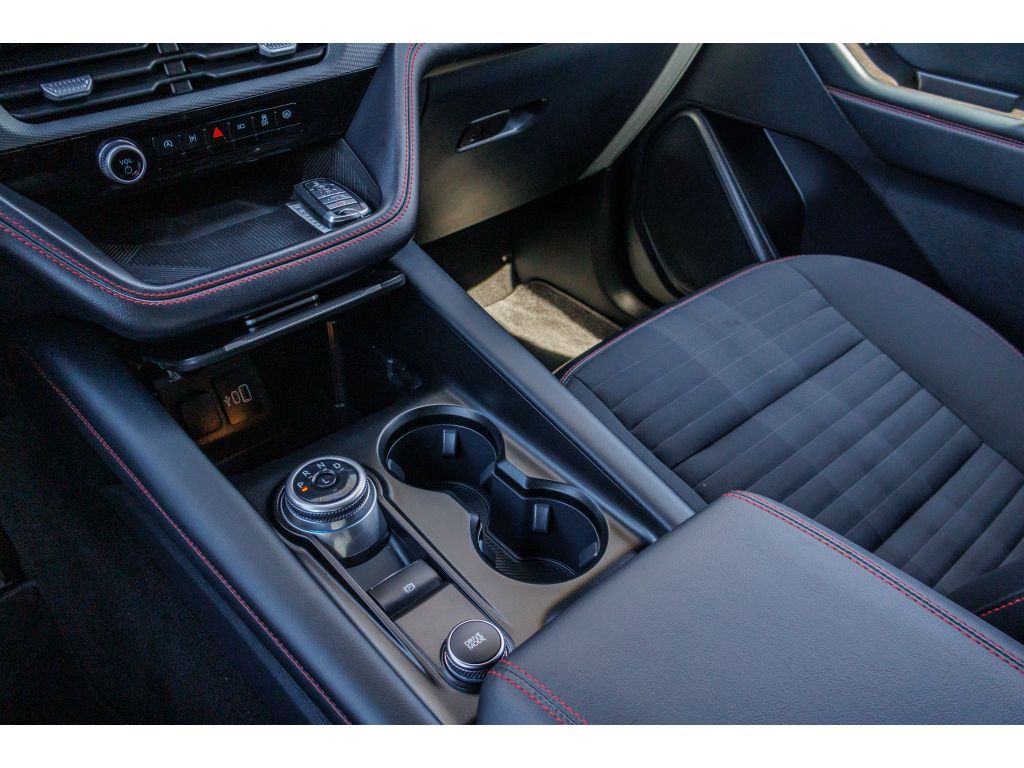 2025 Ford Explorer ST-LINE - Photo 26