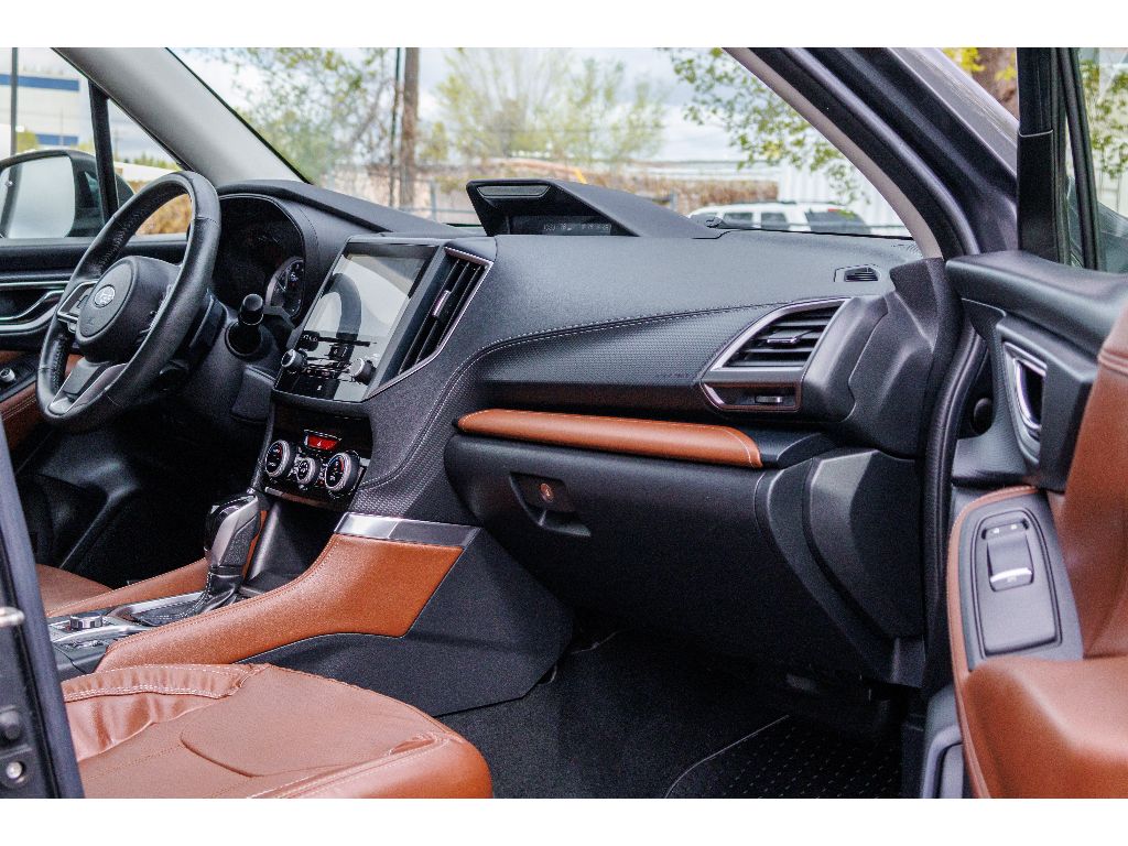 2021 Subaru Forester Touring - Photo 10