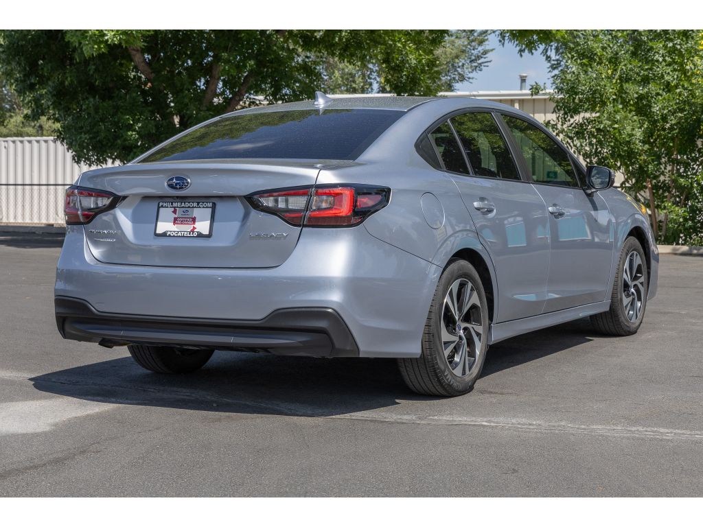 2024 Subaru Legacy Premium photo 3
