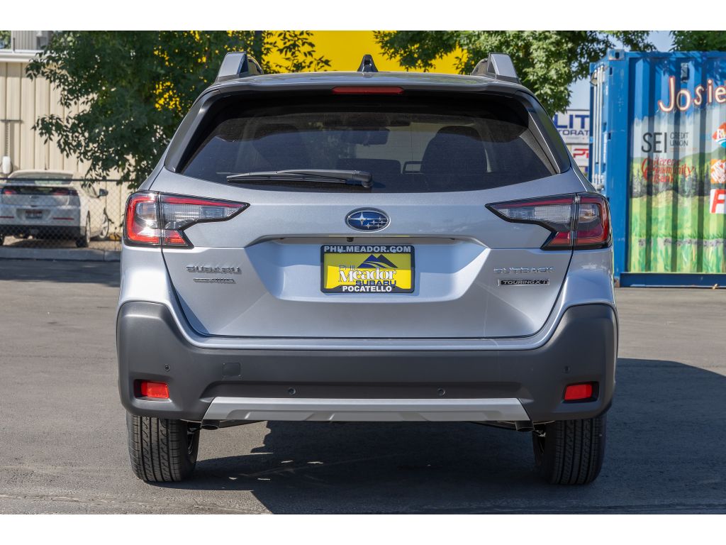 2025 Subaru Outback Touring XT photo 4