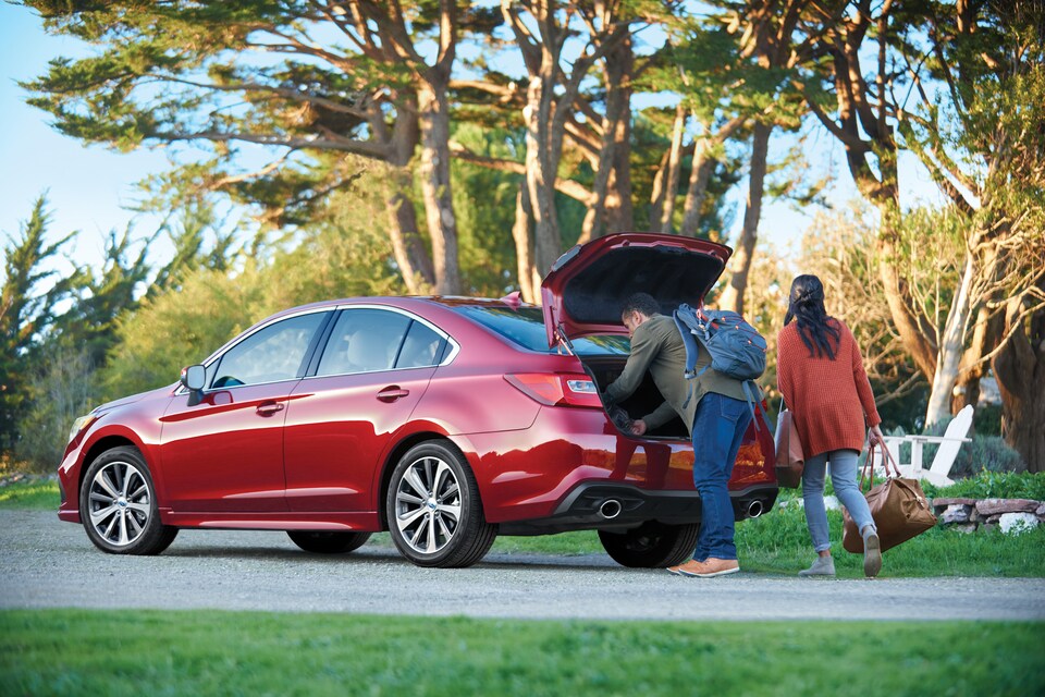 https://pictures.dealer.com/p/philmeadorsubarusoa/1908/95d52087539df7eb5af1d618b78a8e99x.jpg