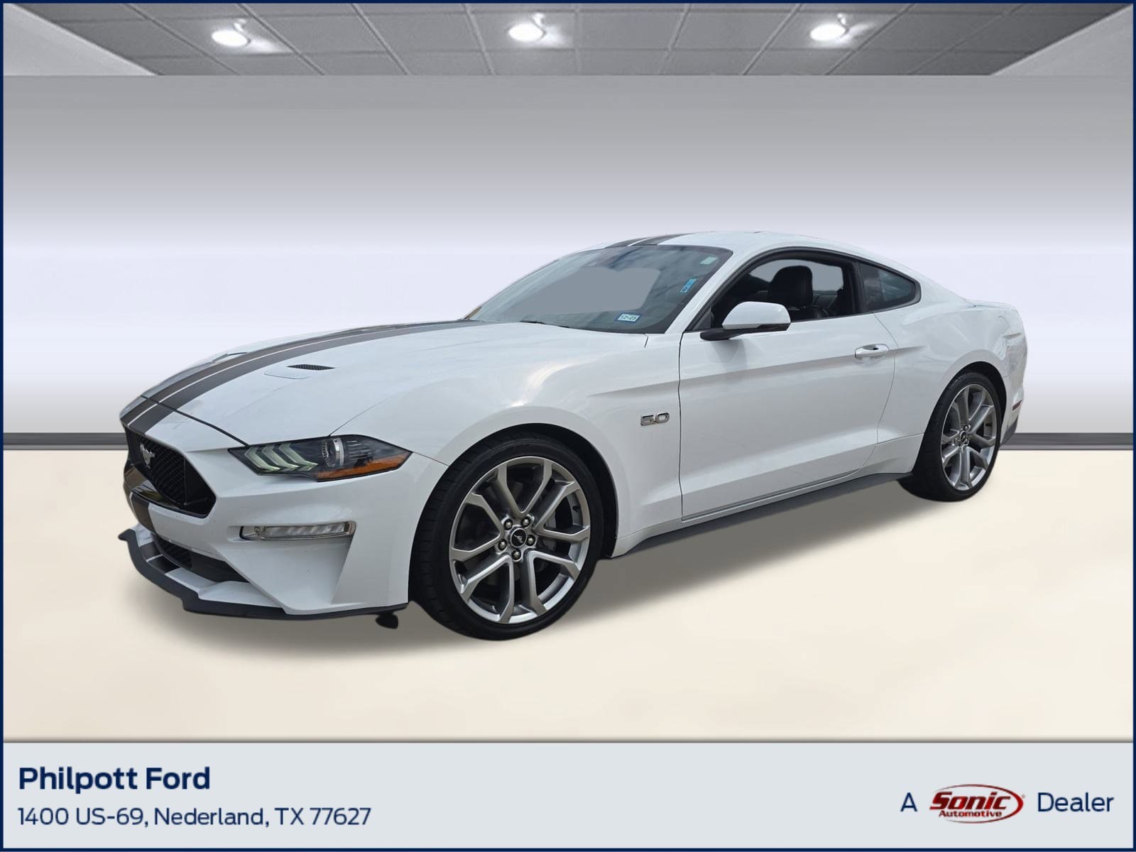 2022 Ford Mustang GT Premium's photo