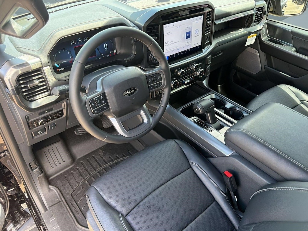 New 2026 Ford F-150 LARIAT Truck SuperCrew Cab