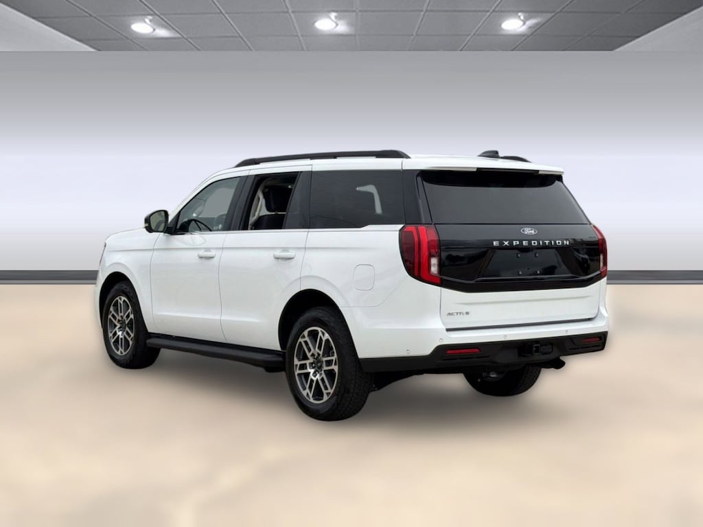 Used 2025 Ford Expedition Active SUV