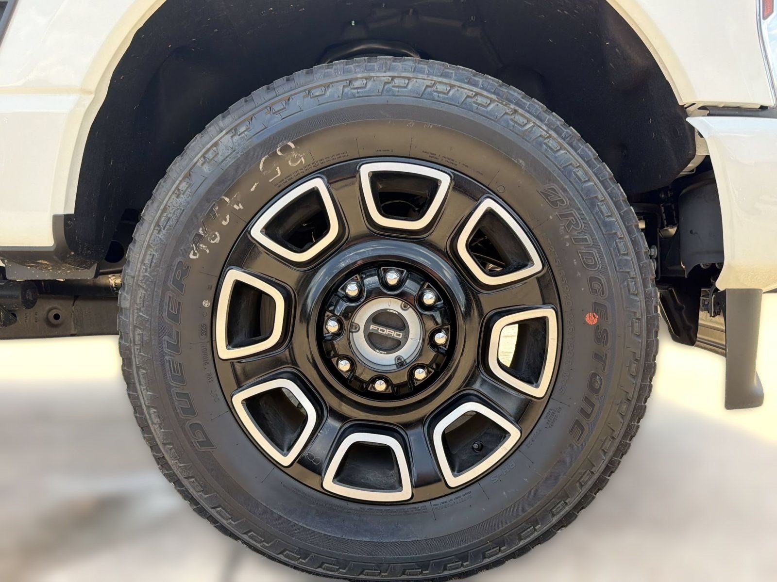 2026 Ford F-250 Super Duty Platinum - Photo 12