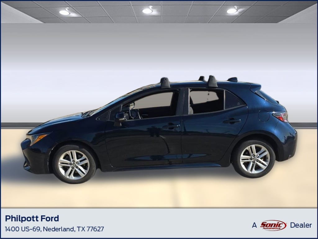 Used 2020 Toyota Corolla Hatchback SE Hatchback