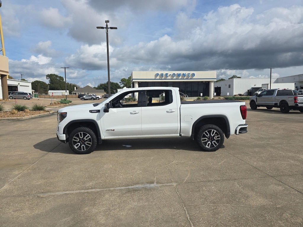 Used 2023 GMC Sierra 1500 AT4 Truck Crew Cab