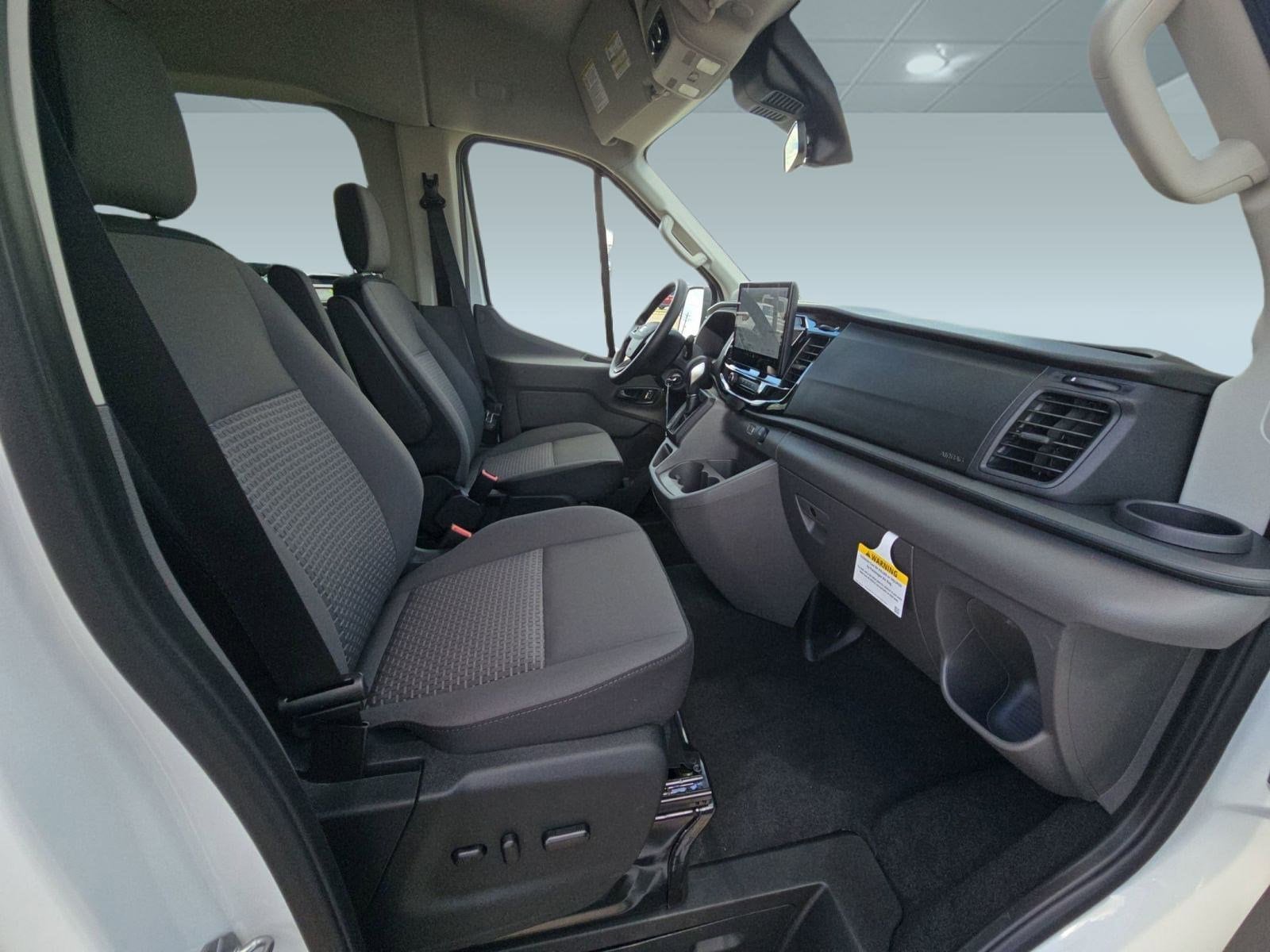 2025 Ford Transit Passenger Van XLT - Photo 26