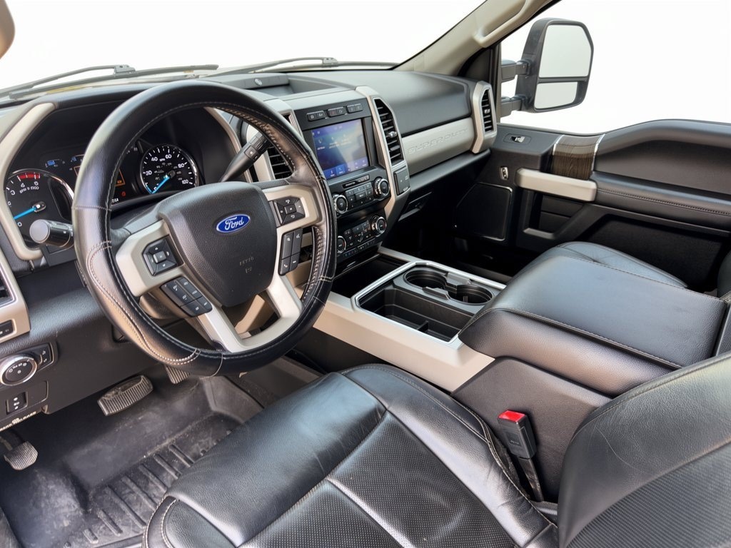 Used 2020 Ford F-250 LARIAT Truck Crew Cab