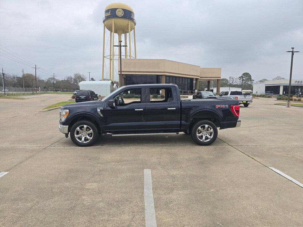 Used 2021 Ford F-150 XLT Truck SuperCrew Cab