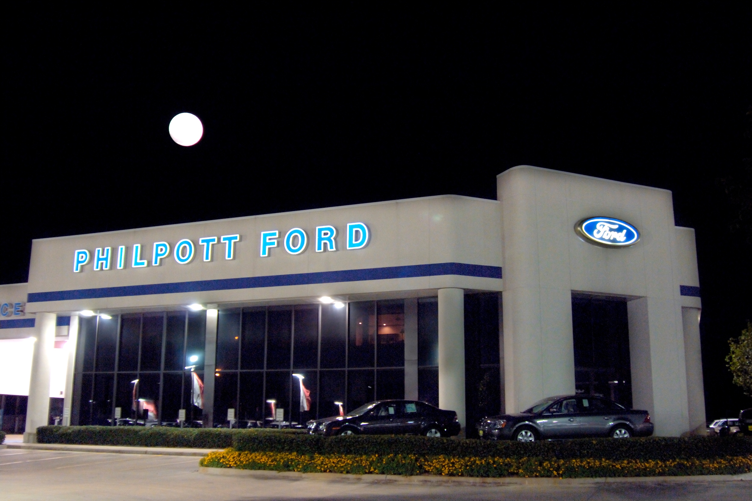 Ford Dealership Serving Beaumont TX Philpott Ford