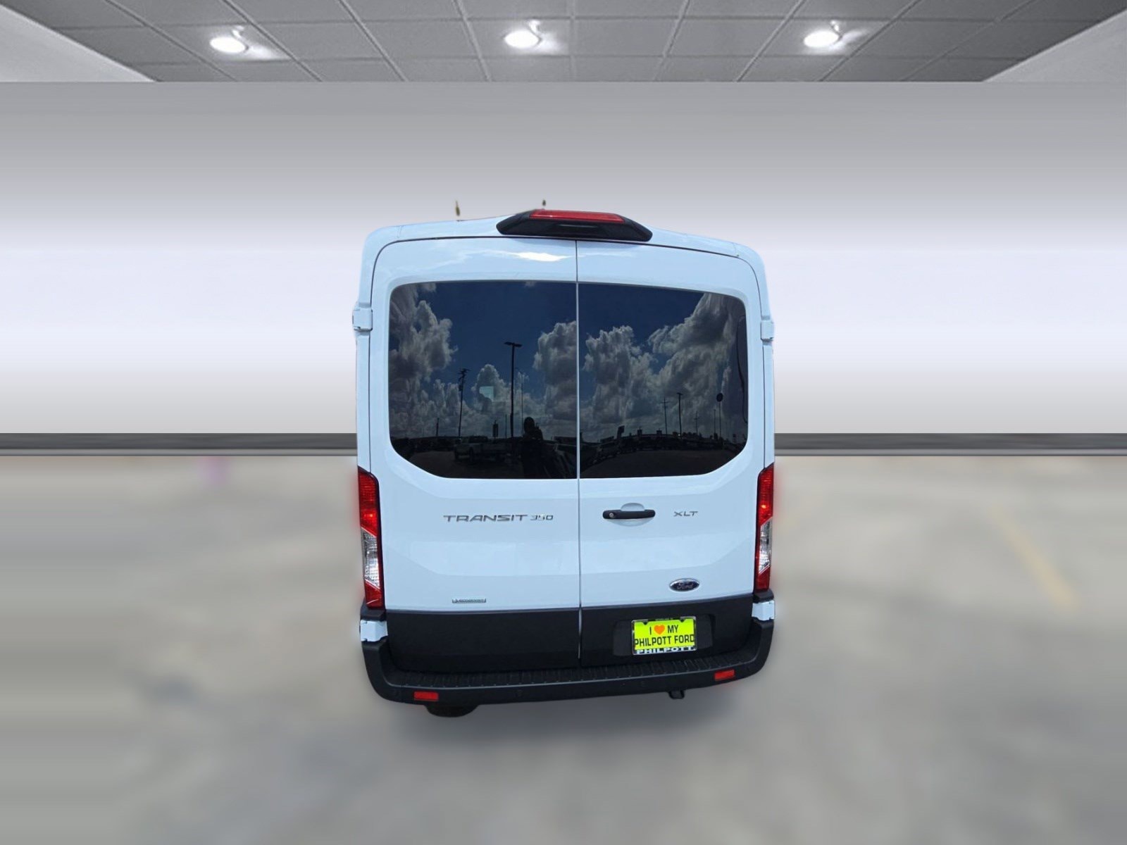 2025 Ford Transit Passenger Van XLT - Photo 9