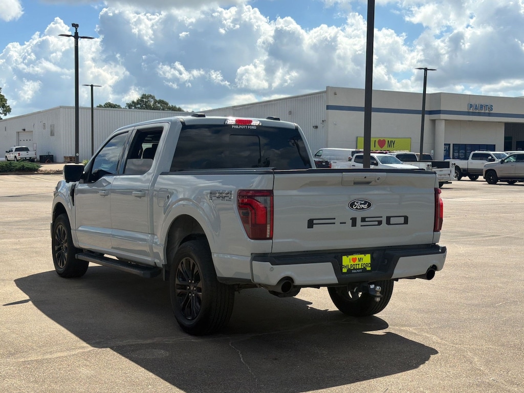 Used 2024 Ford F-150 LARIAT Truck SuperCrew Cab
