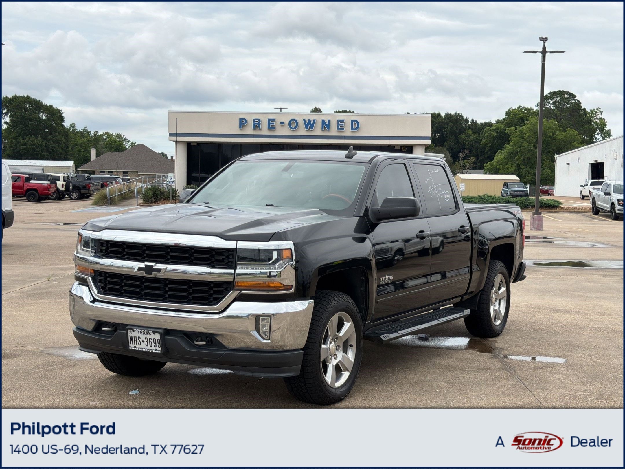 2018 Chevrolet Silverado 1500 LT 4X4 Crew Cab Short Box's photo