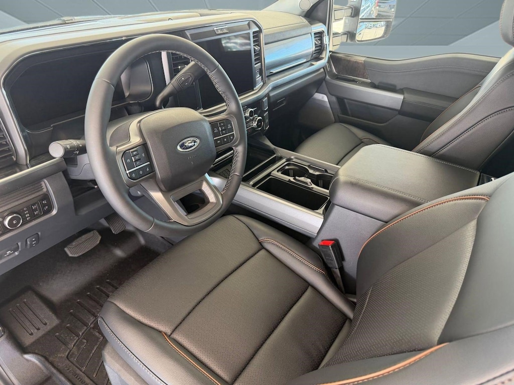 New 2026 Ford F-250 LARIAT Truck Crew Cab