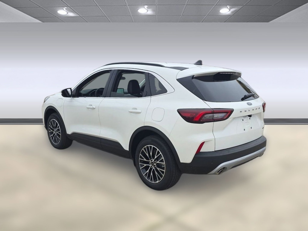 New 2026 Ford Escape PHEV SUV