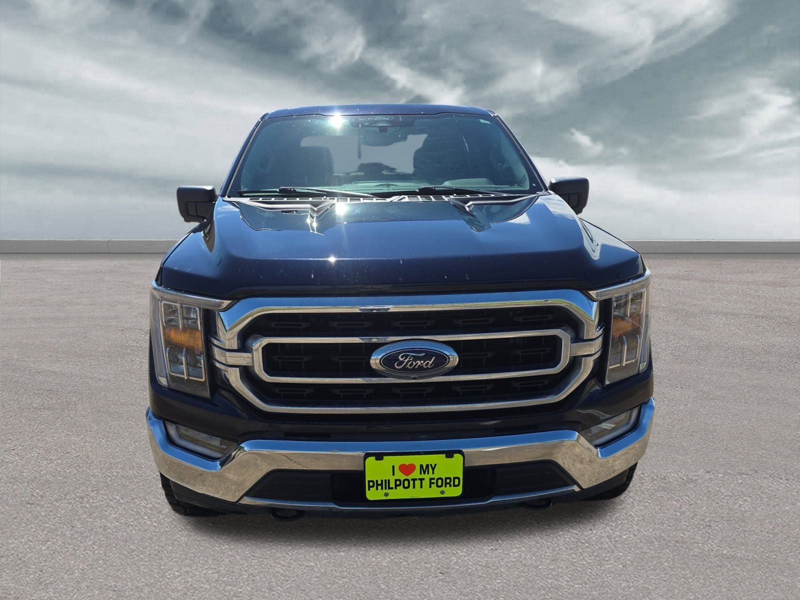 Certified 2022 Ford F-150 XLT with VIN 1FTFW1E83NKF09752 for sale in Nederland, TX