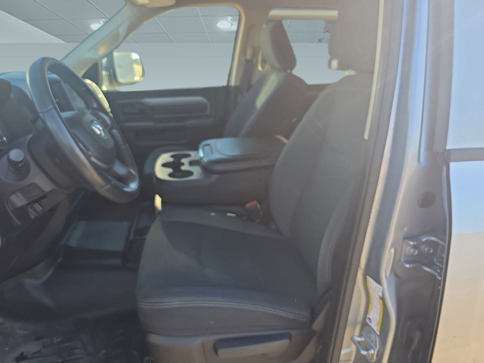 2020 Ram 2500 Tradesman photo 3