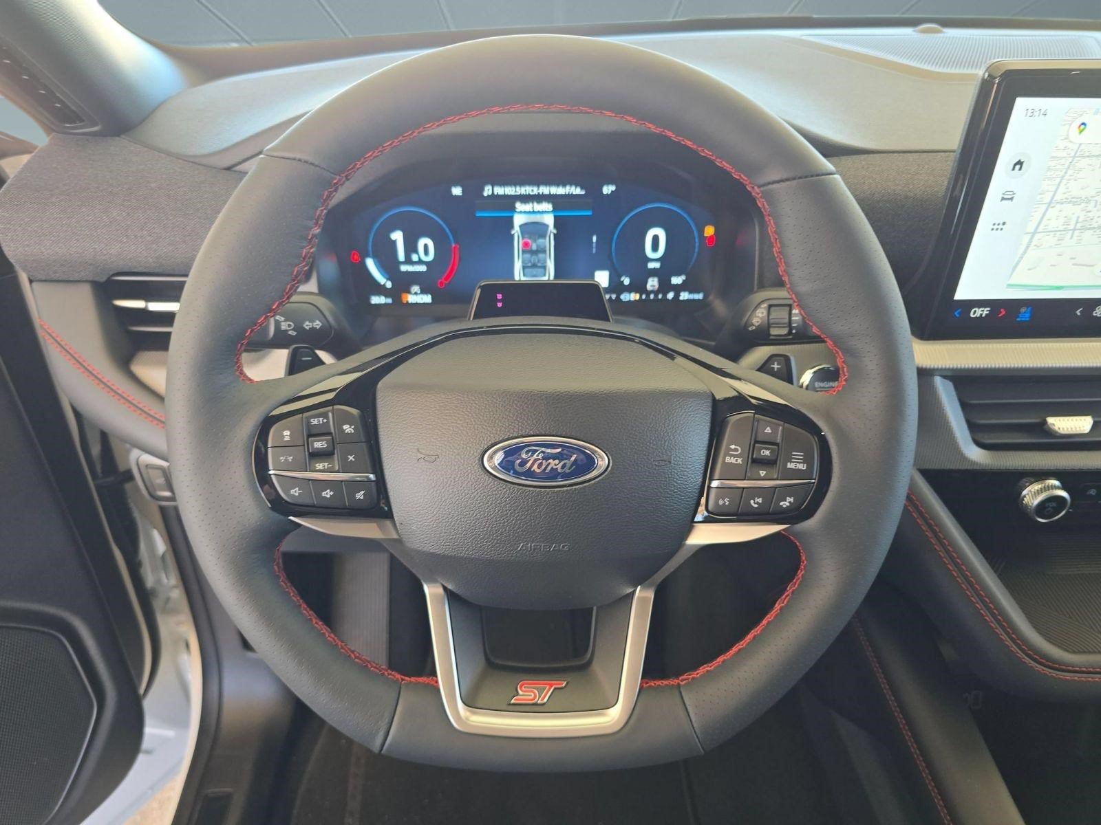 2026 Ford Explorer ST - Photo 16