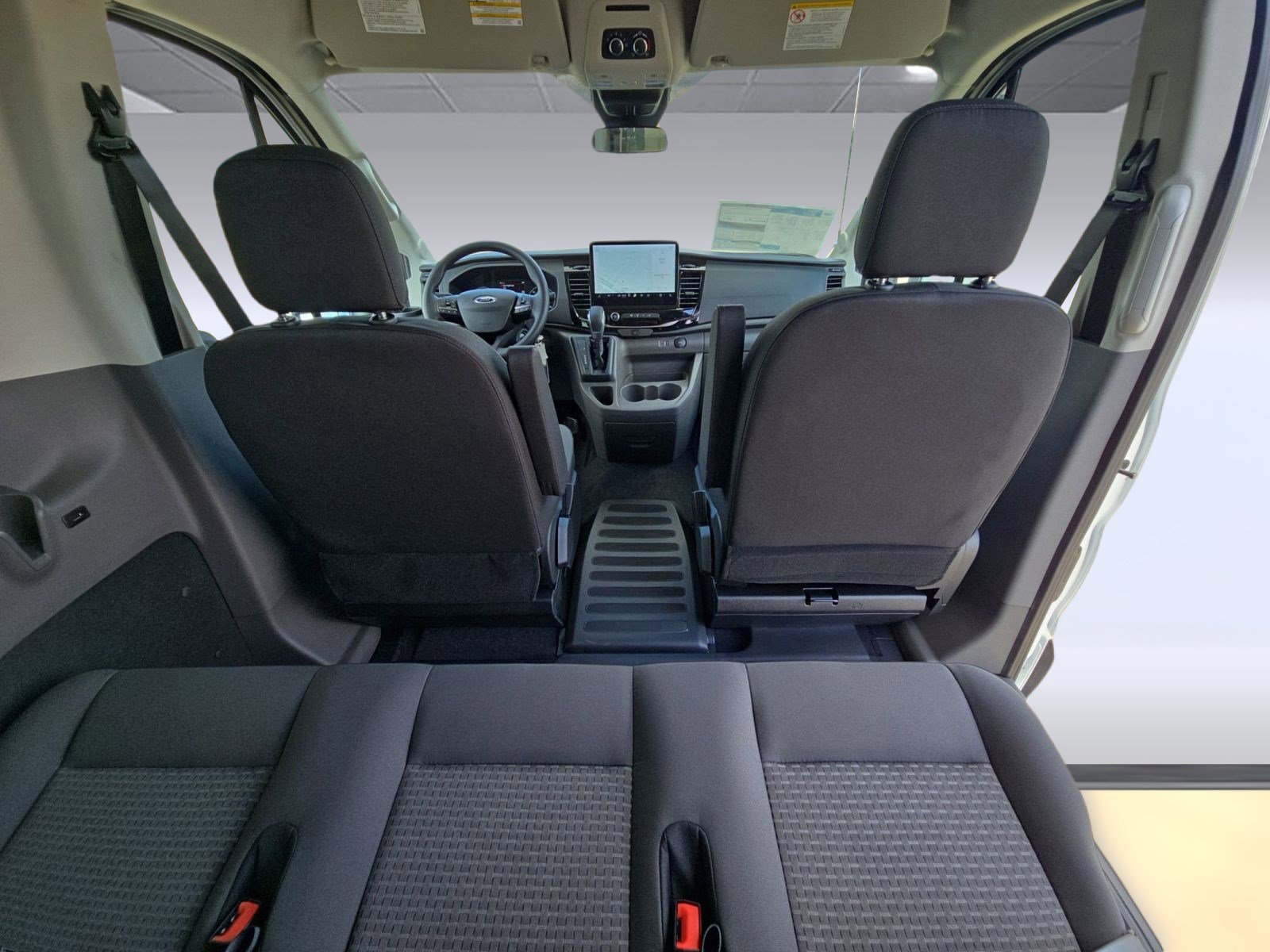 2025 Ford Transit Passenger Van XLT - Photo 24